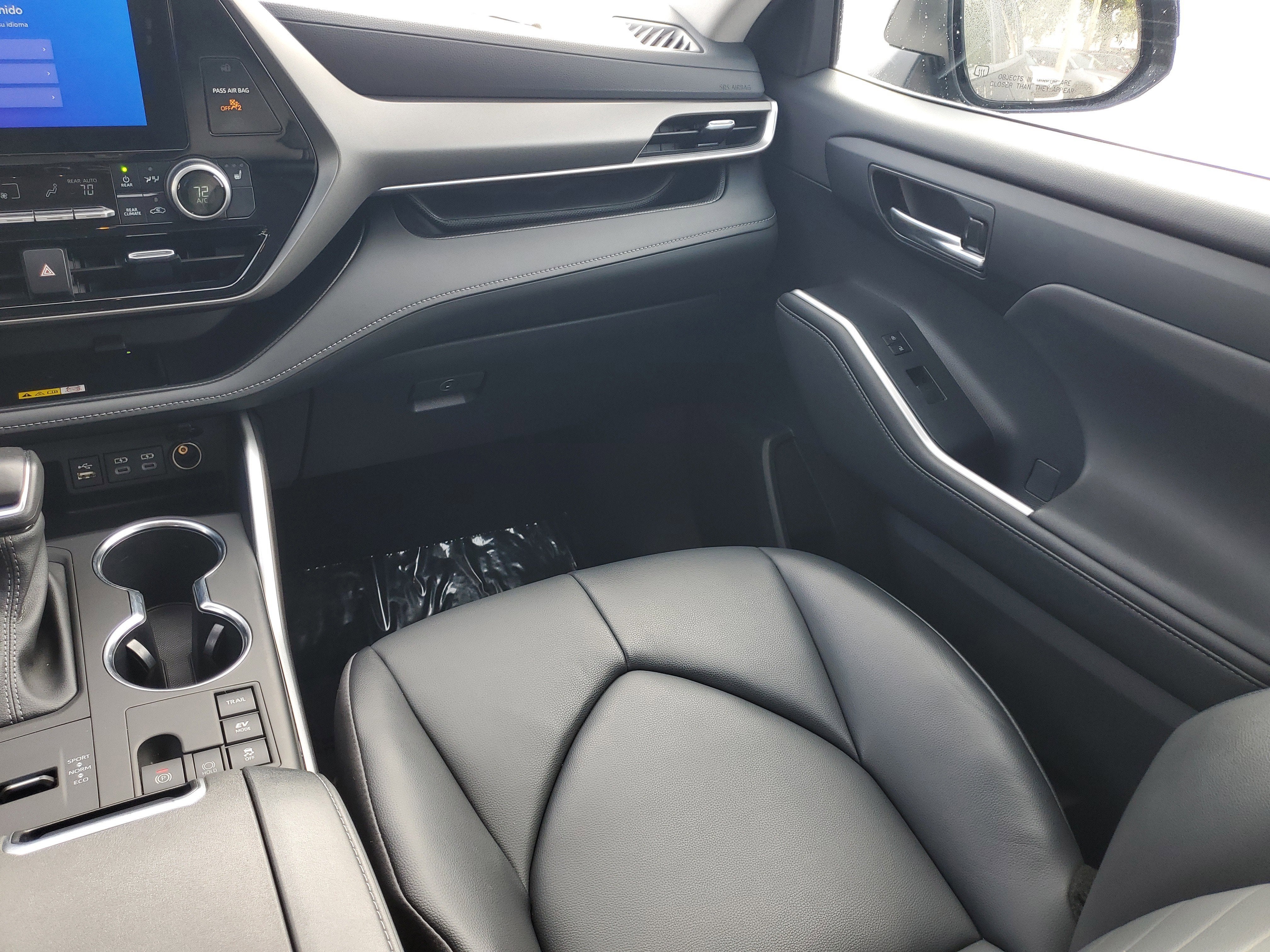 2024 Toyota Highlander Hybrid XLE