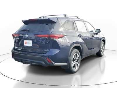 2024 Toyota Highlander Hybrid XLE