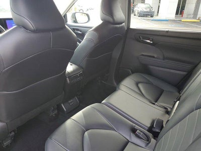 2024 Toyota Highlander Hybrid XLE