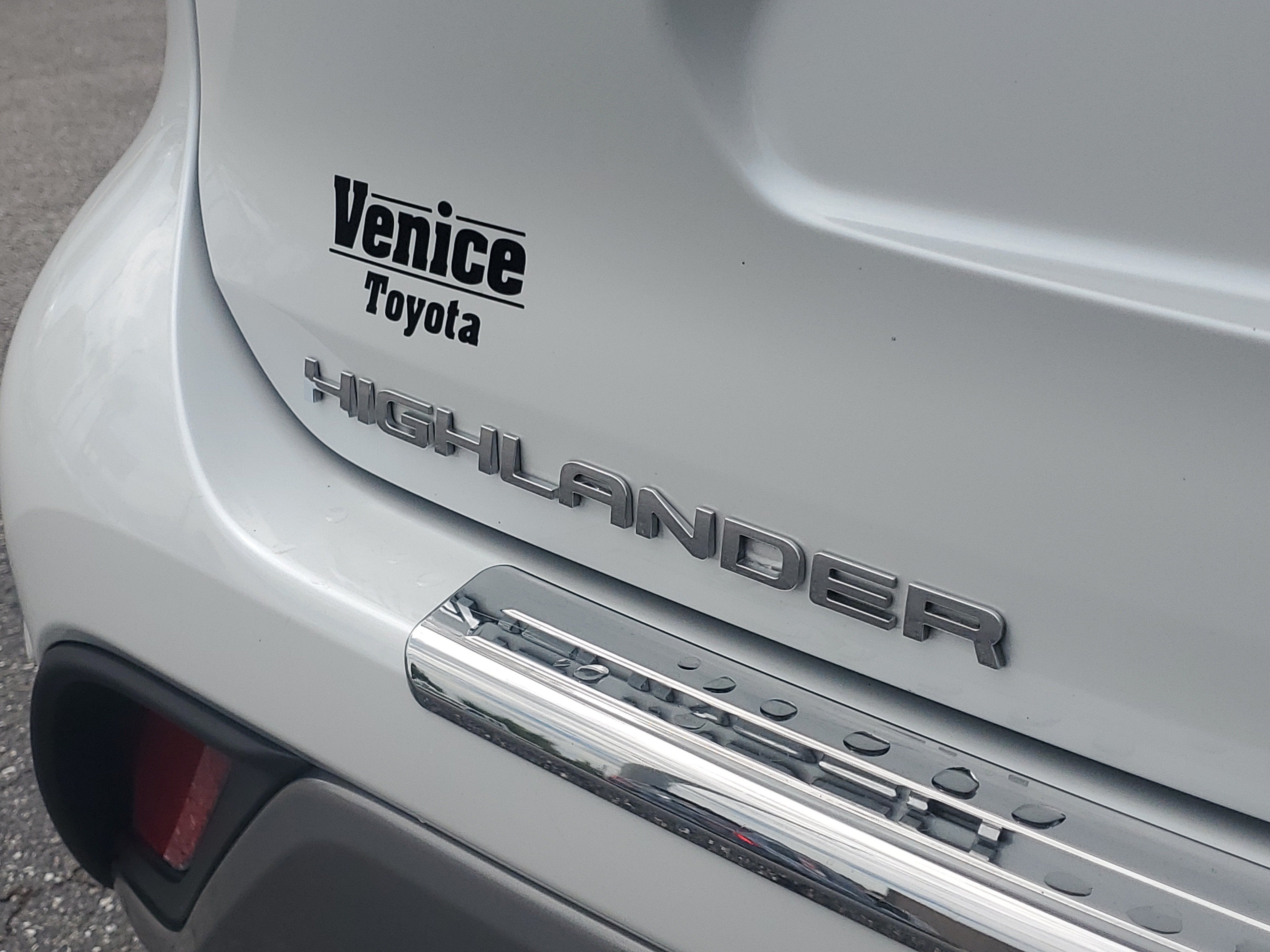 2024 Toyota Highlander Platinum