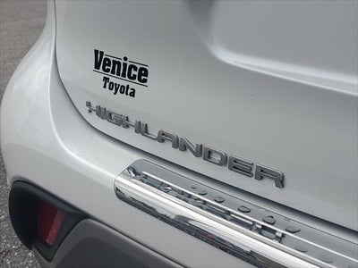 2024 Toyota Highlander Platinum