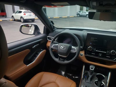 2024 Toyota Highlander Platinum