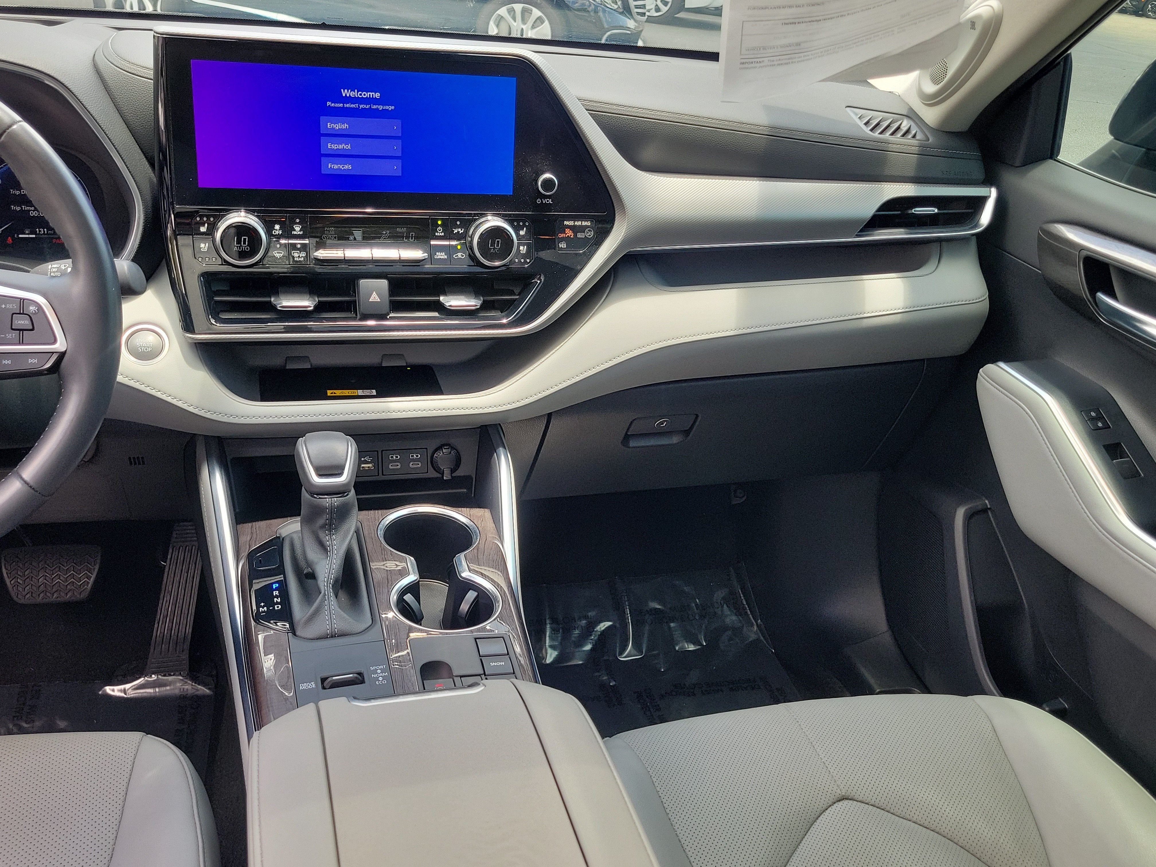 2024 Toyota Highlander Platinum