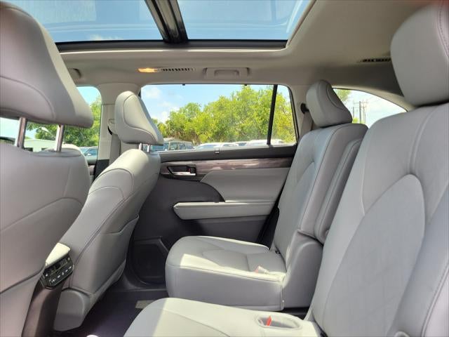 2024 Toyota Highlander Platinum