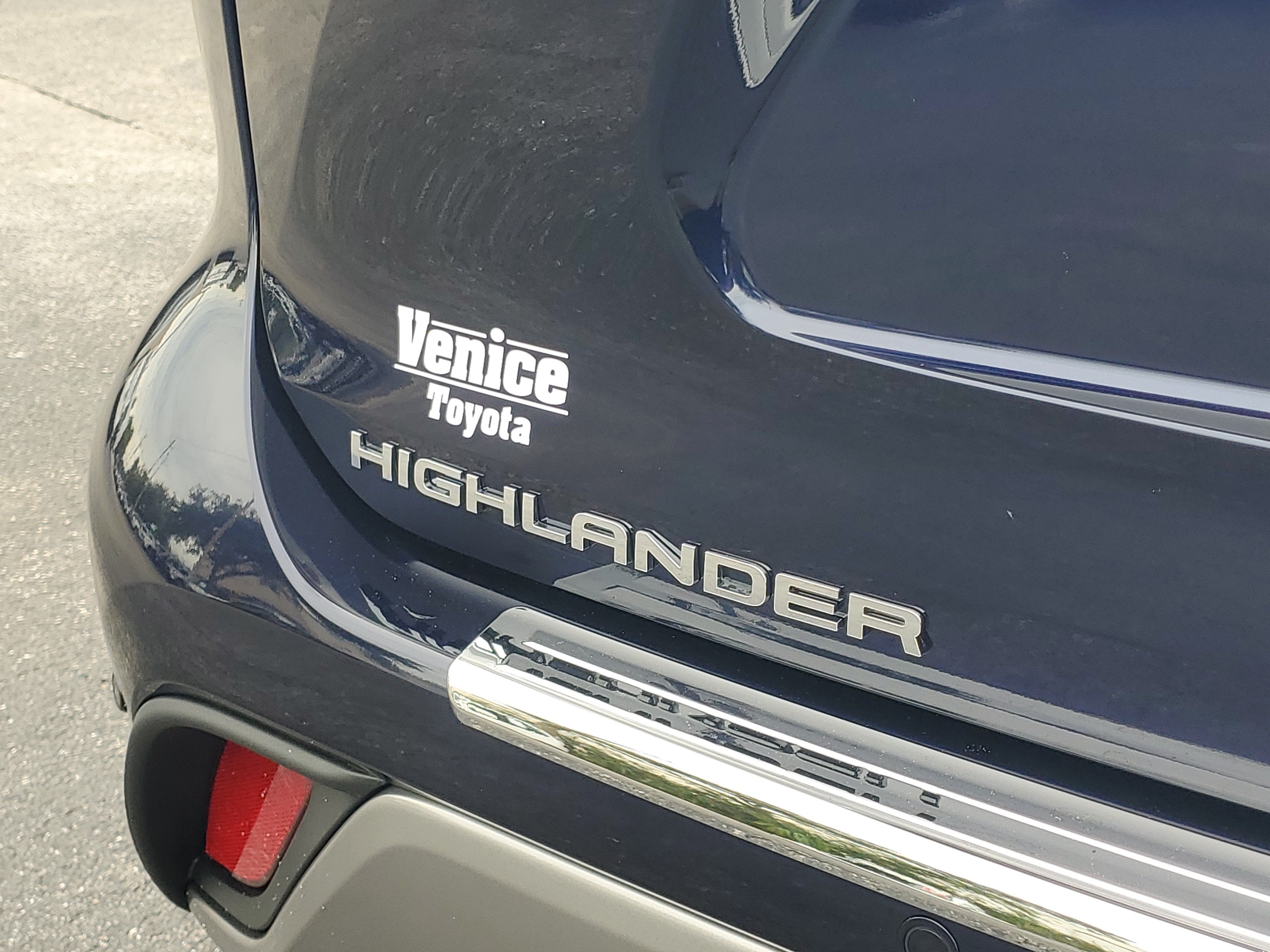 2026 Toyota Highlander Platinum