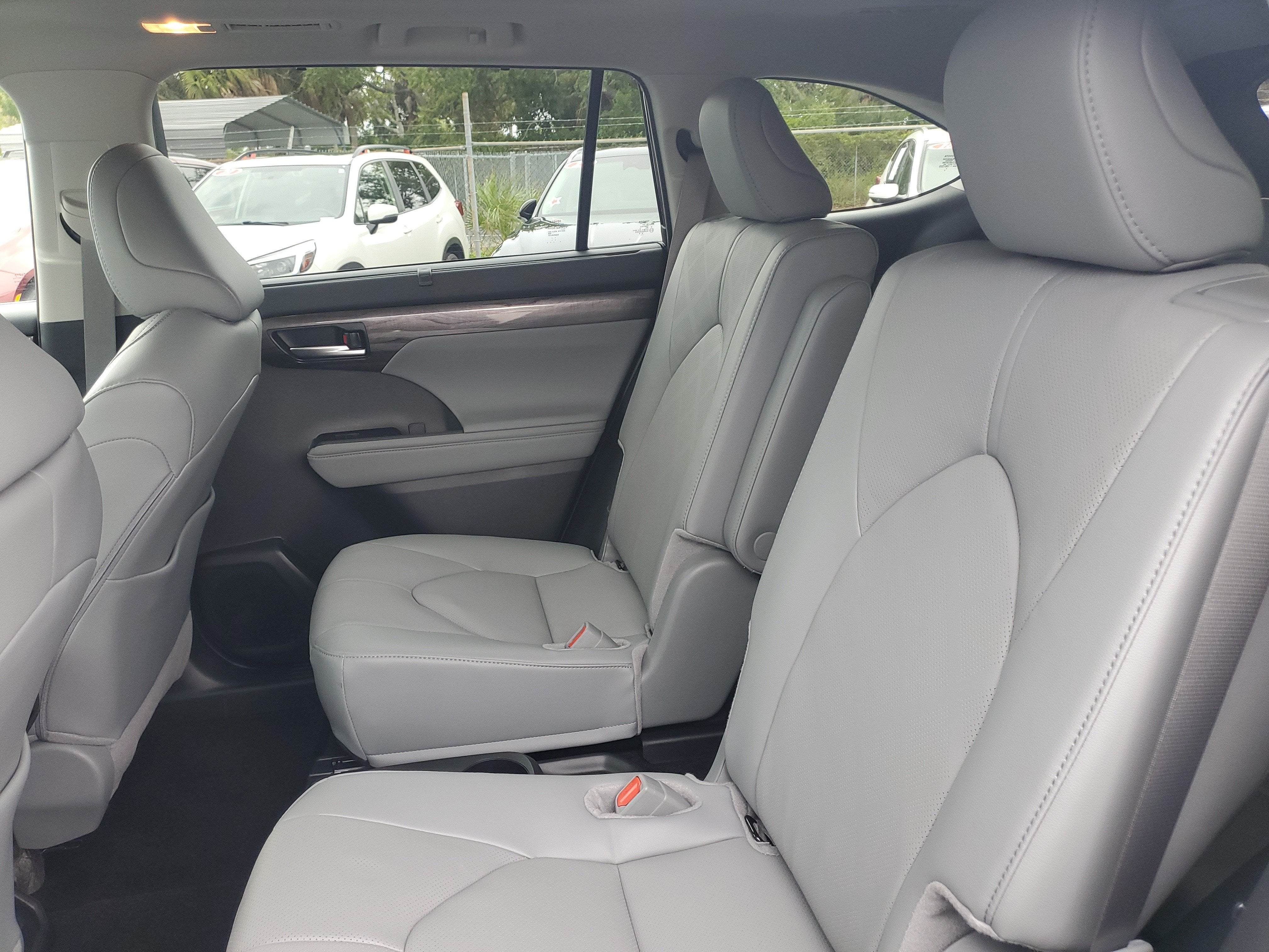 2026 Toyota Highlander Platinum