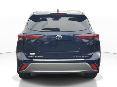 2026 Toyota Highlander Platinum