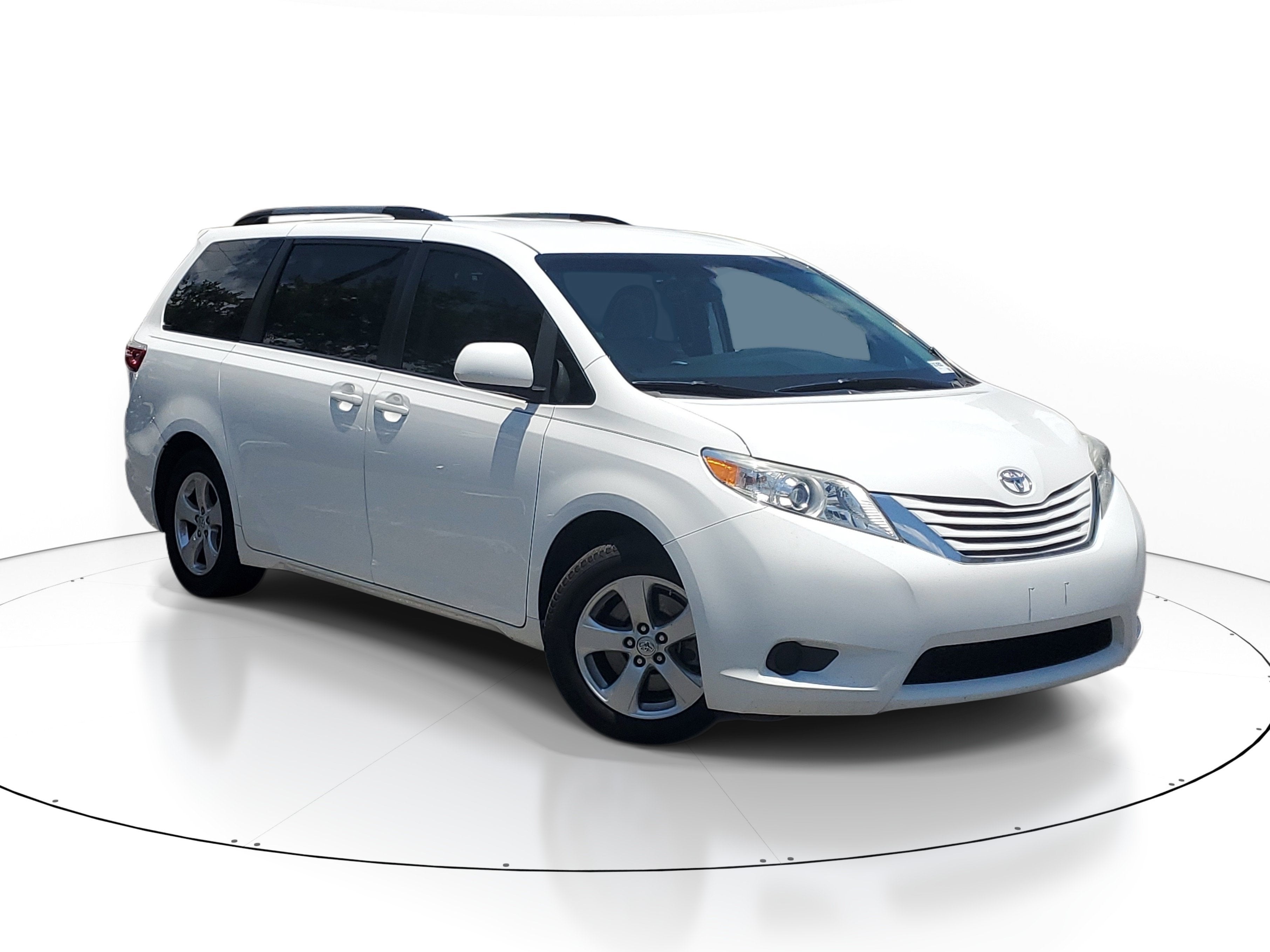 2015 Toyota Sienna LE