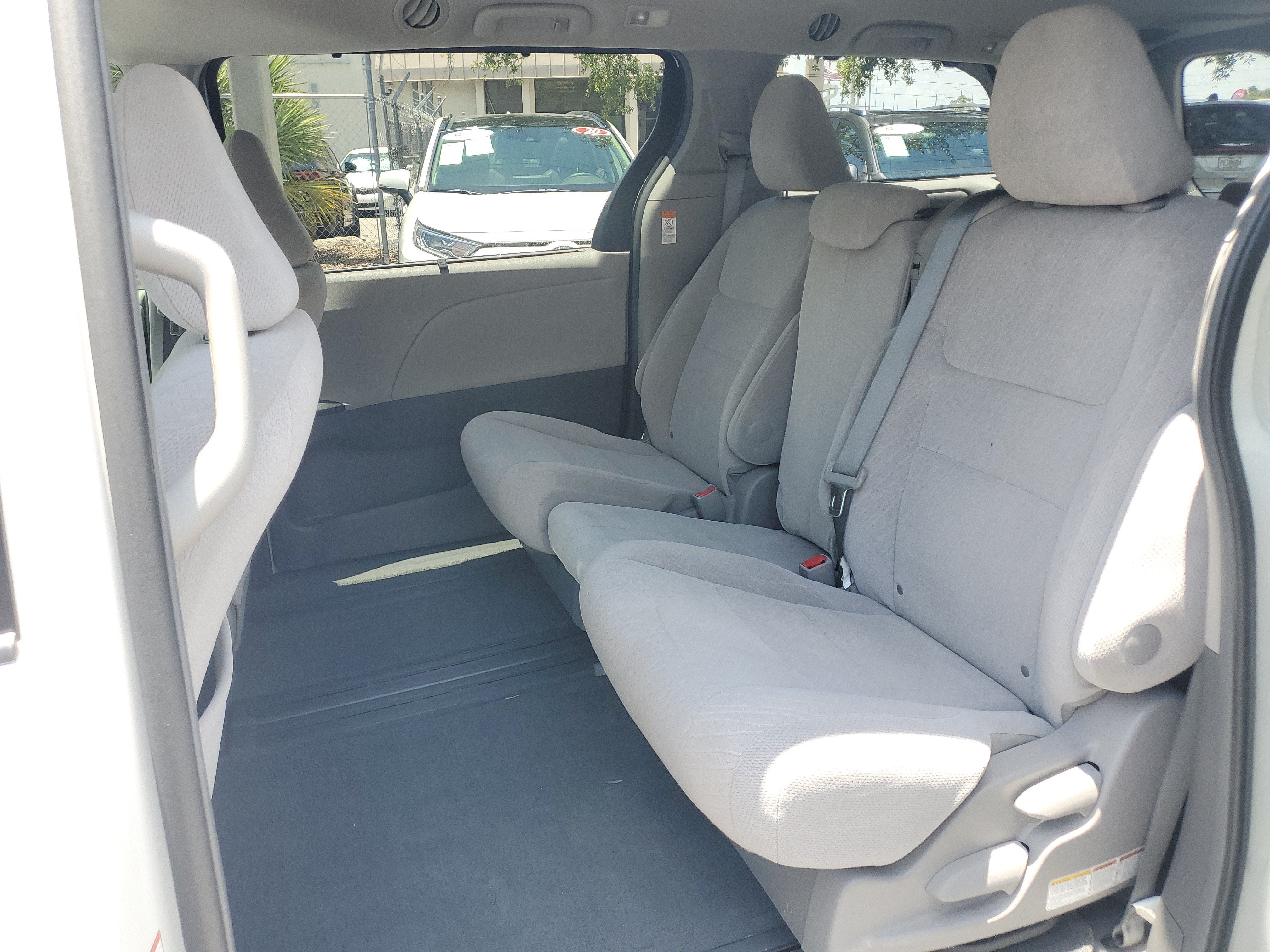 2015 Toyota Sienna LE