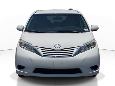 2015 Toyota Sienna LE