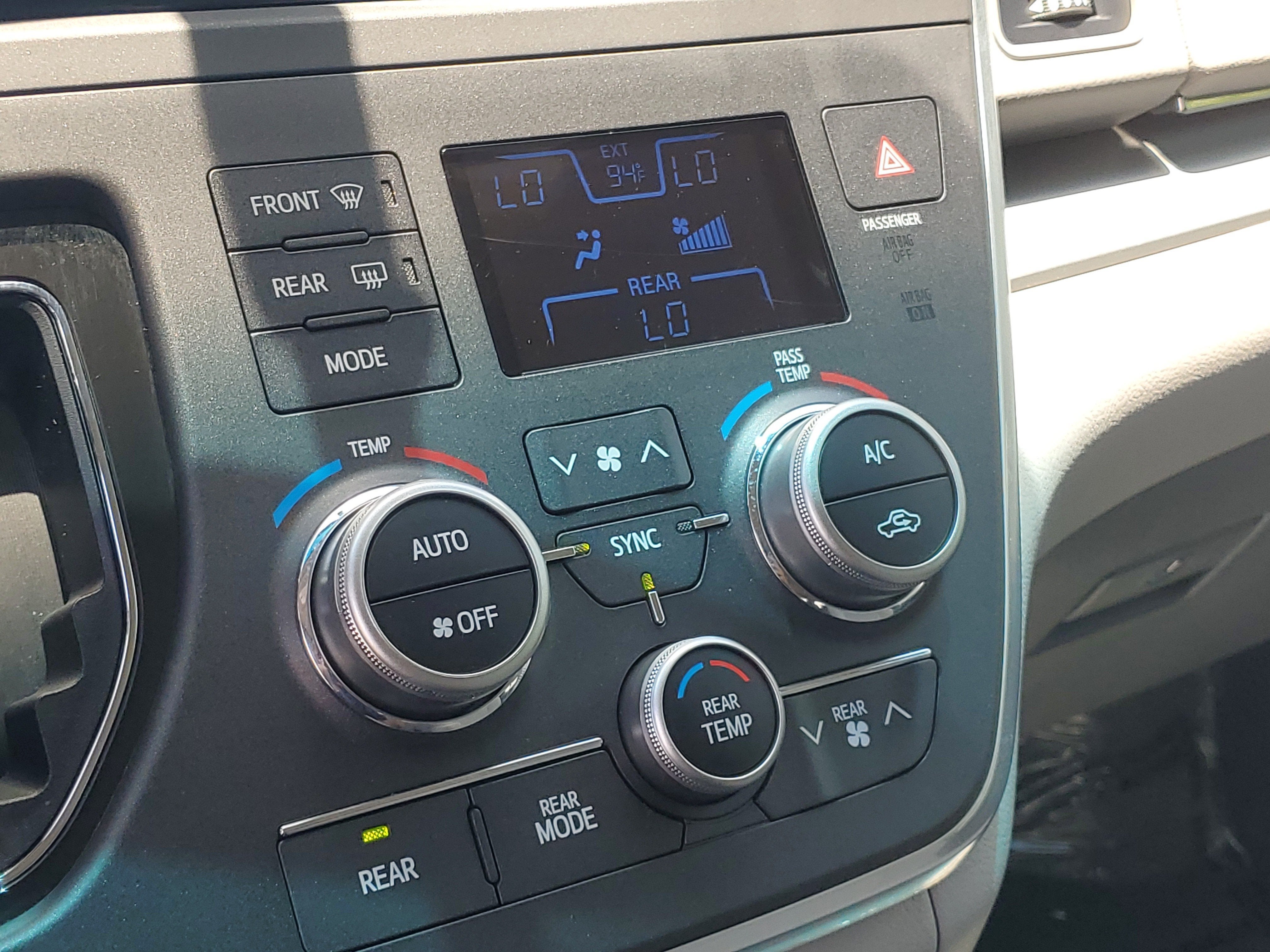2015 Toyota Sienna LE