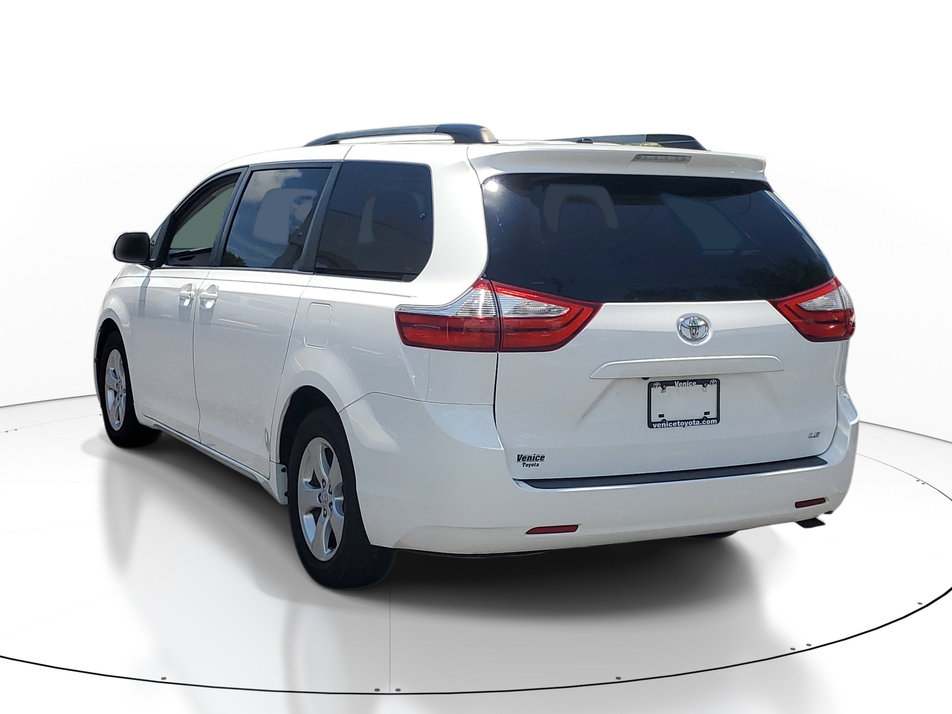 2015 Toyota Sienna LE