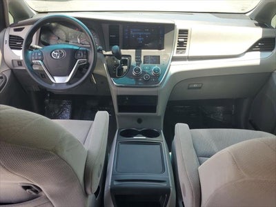 2015 Toyota Sienna LE