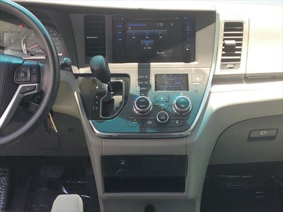2015 Toyota Sienna LE