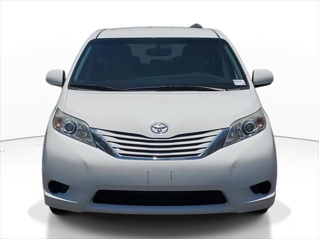 2015 Toyota Sienna LE