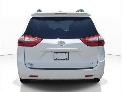 2015 Toyota Sienna LE