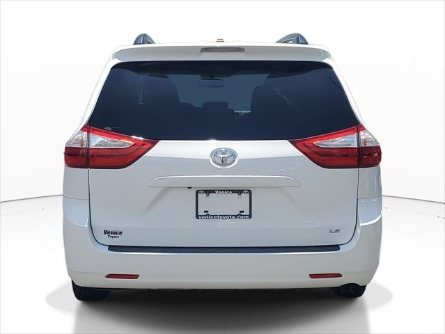 2015 Toyota Sienna LE