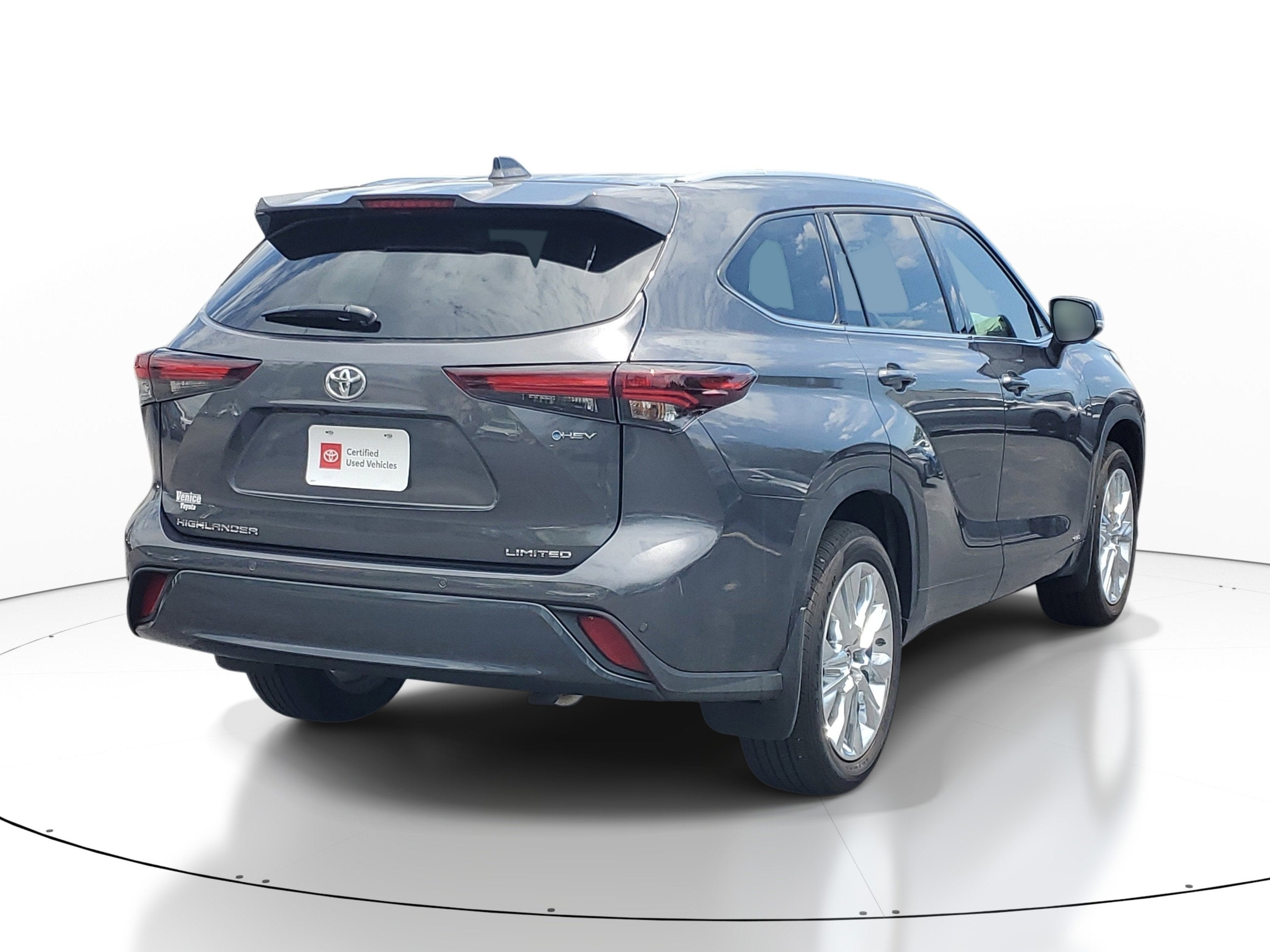 2025 Toyota Highlander Hybrid Limited