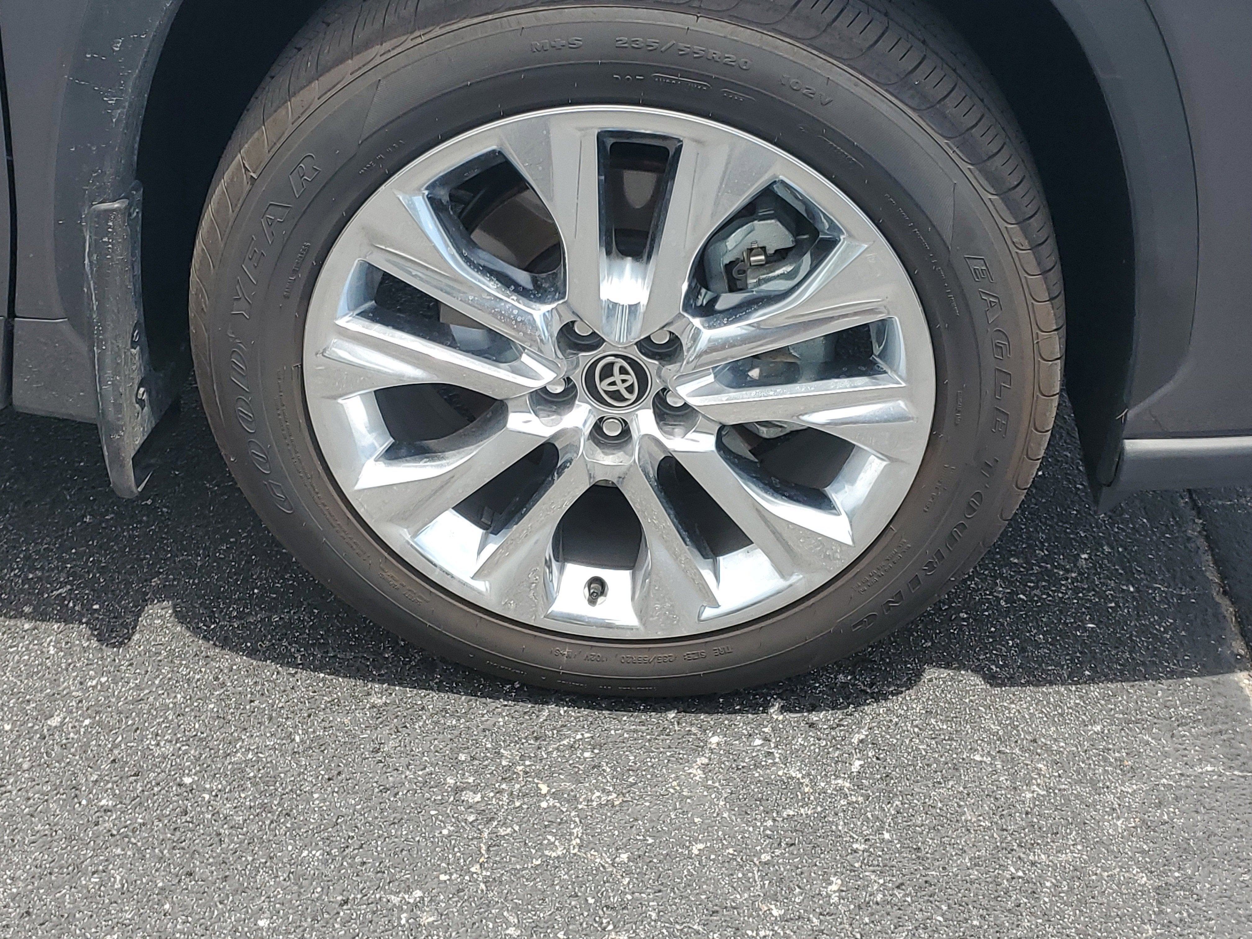 2025 Toyota Highlander Hybrid Limited