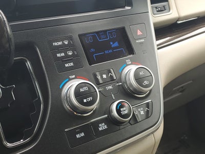 2015 Toyota Sienna XLE