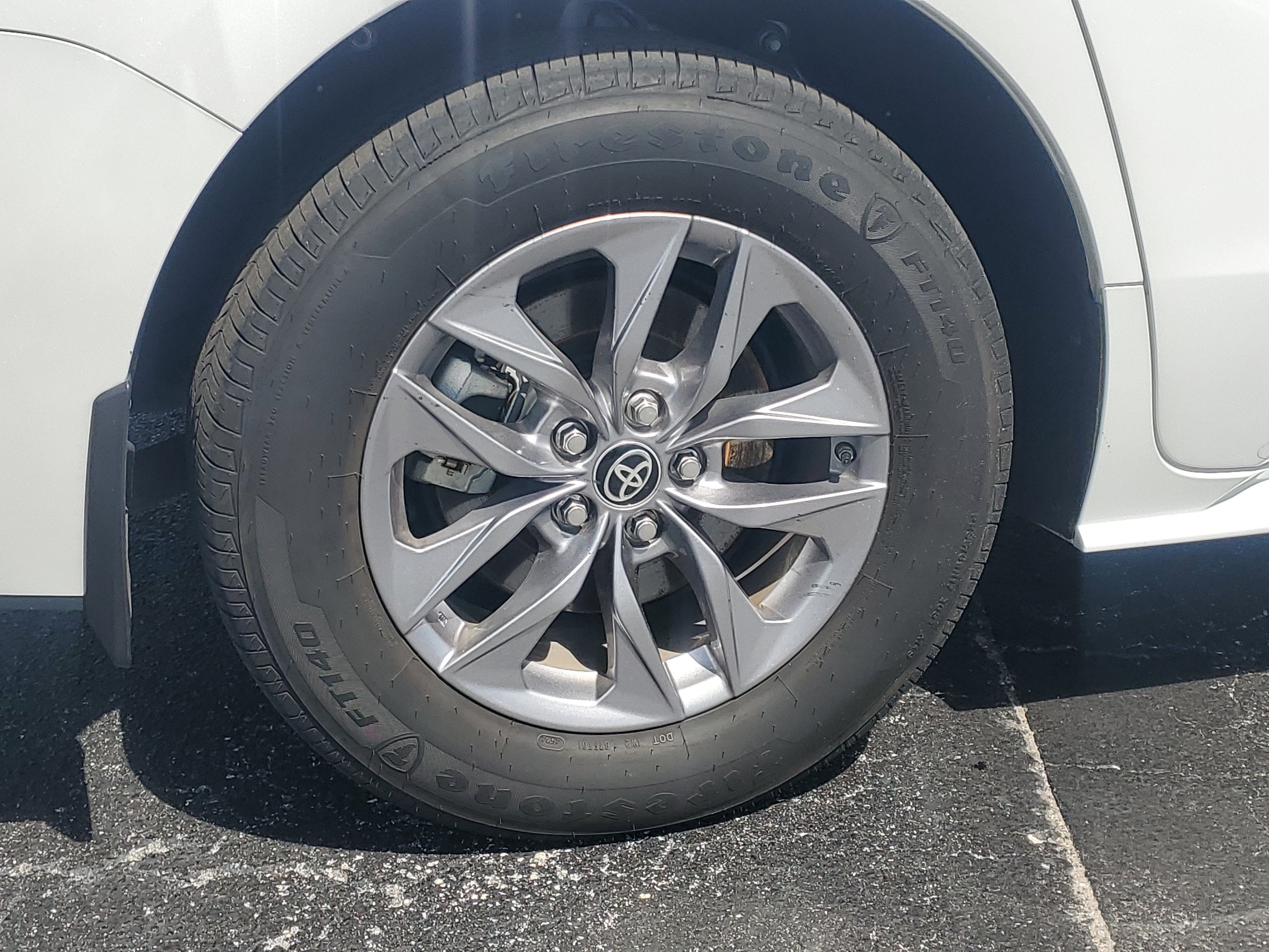 2025 Toyota Sienna XLE