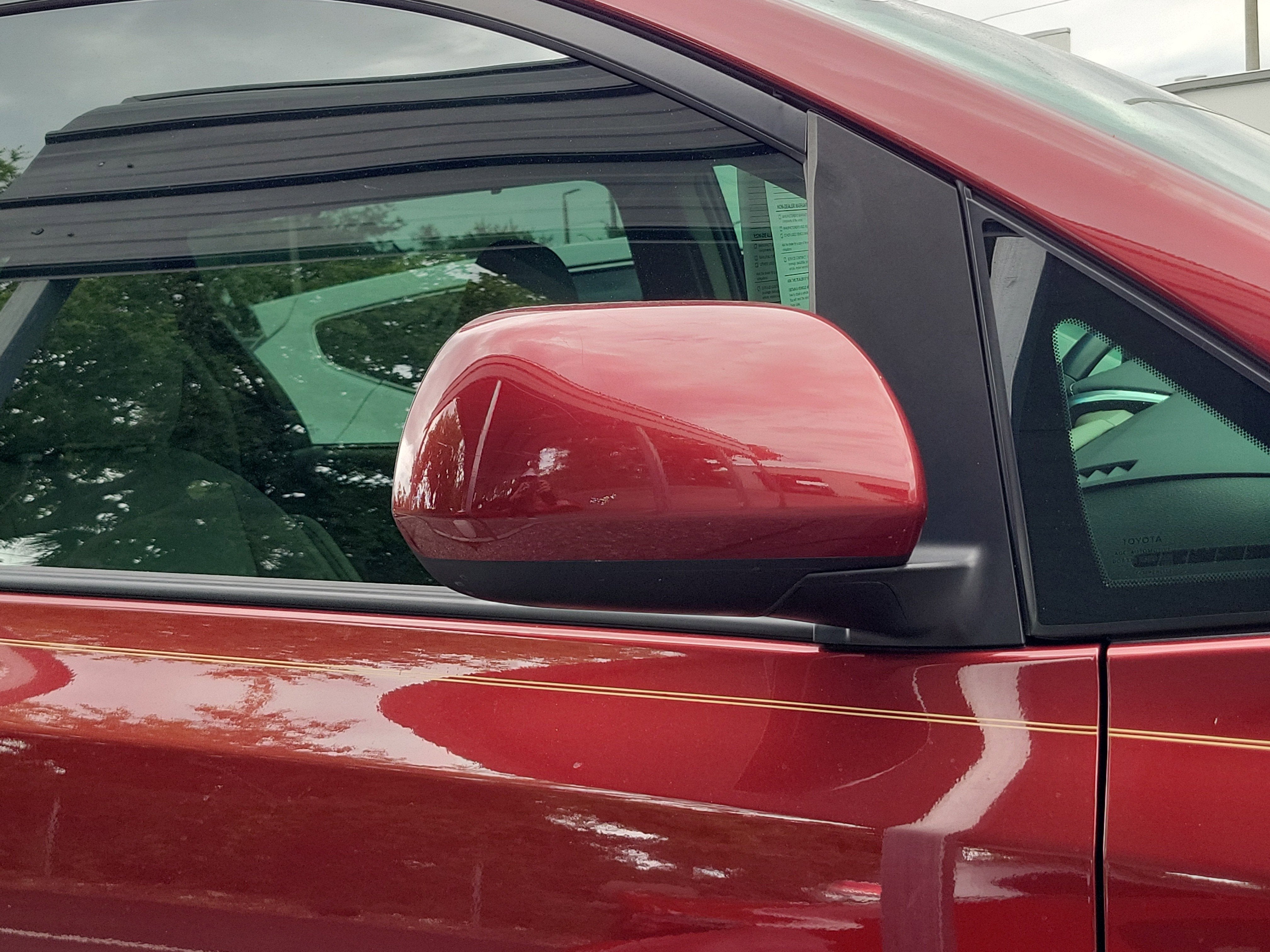 2017 Toyota Sienna XLE Auto Access Seat