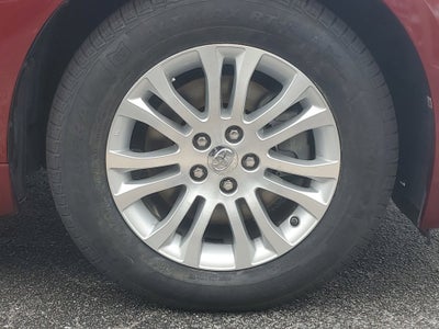 2017 Toyota Sienna XLE Auto Access Seat