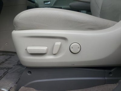 2017 Toyota Sienna XLE Auto Access Seat