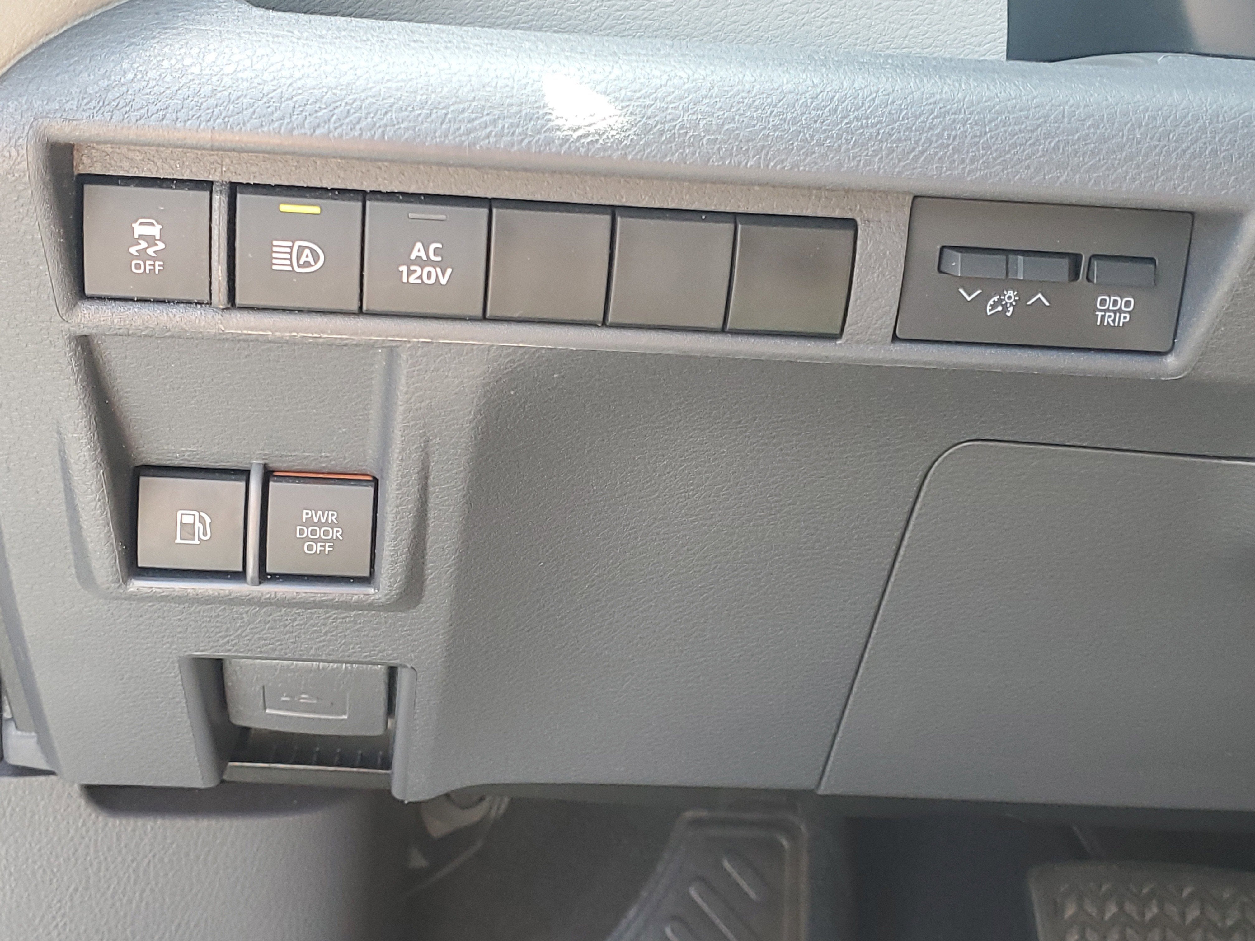 2022 Toyota Sienna Limited