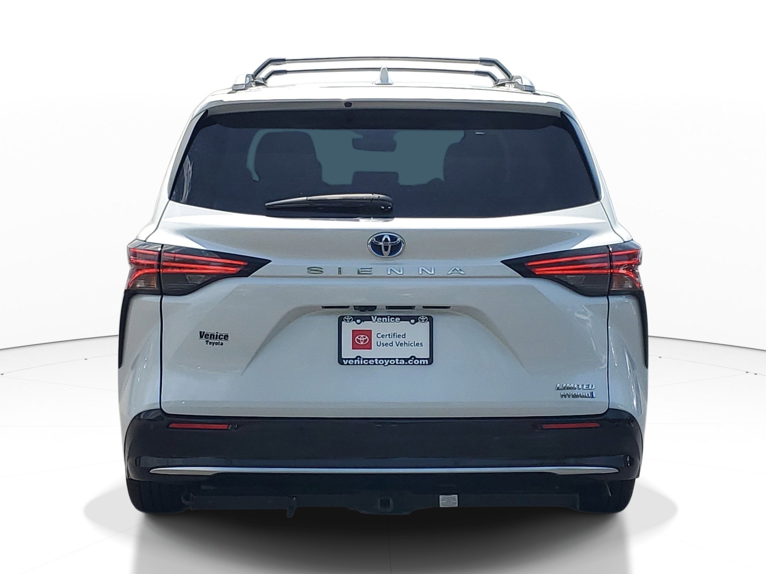 2022 Toyota Sienna Limited