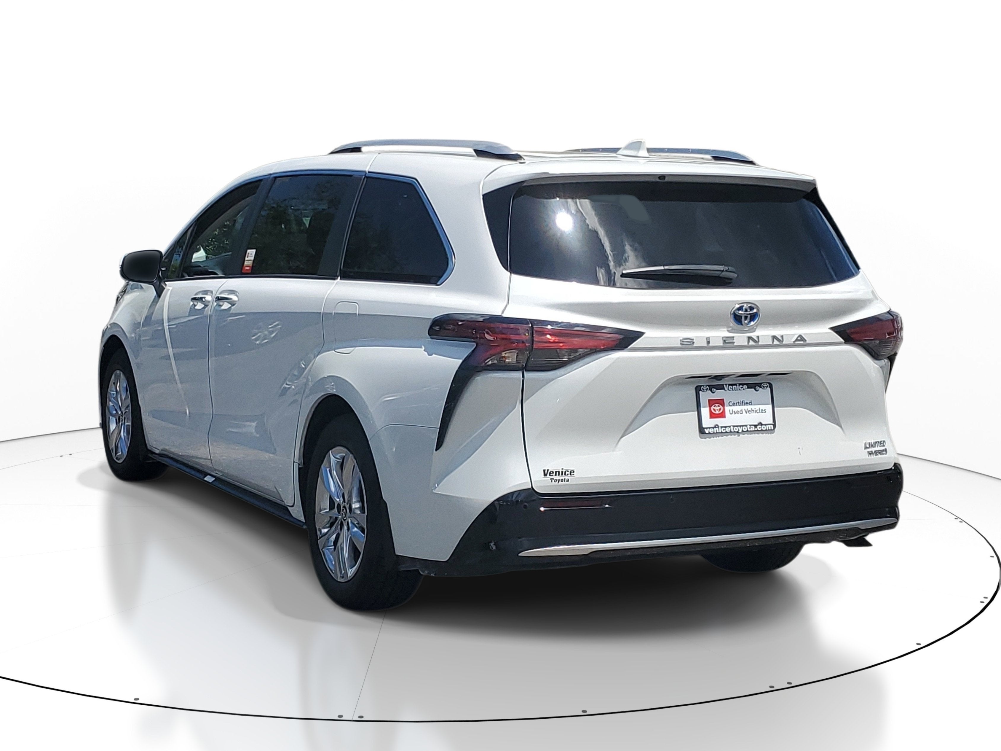 2024 Toyota Sienna Limited