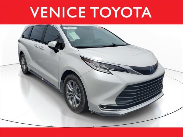 2024 Toyota Sienna Limited