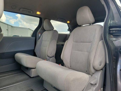 2020 Toyota Sienna L