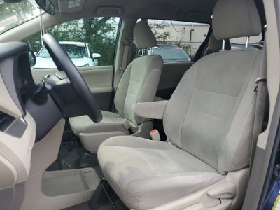 2019 Toyota Sienna L