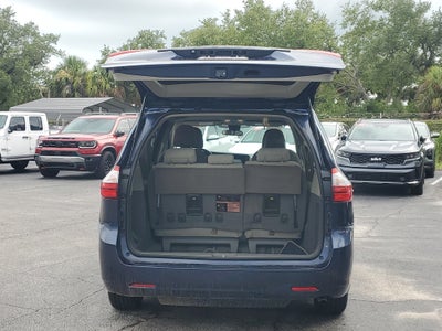 2019 Toyota Sienna L