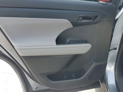 2021 Toyota Highlander L