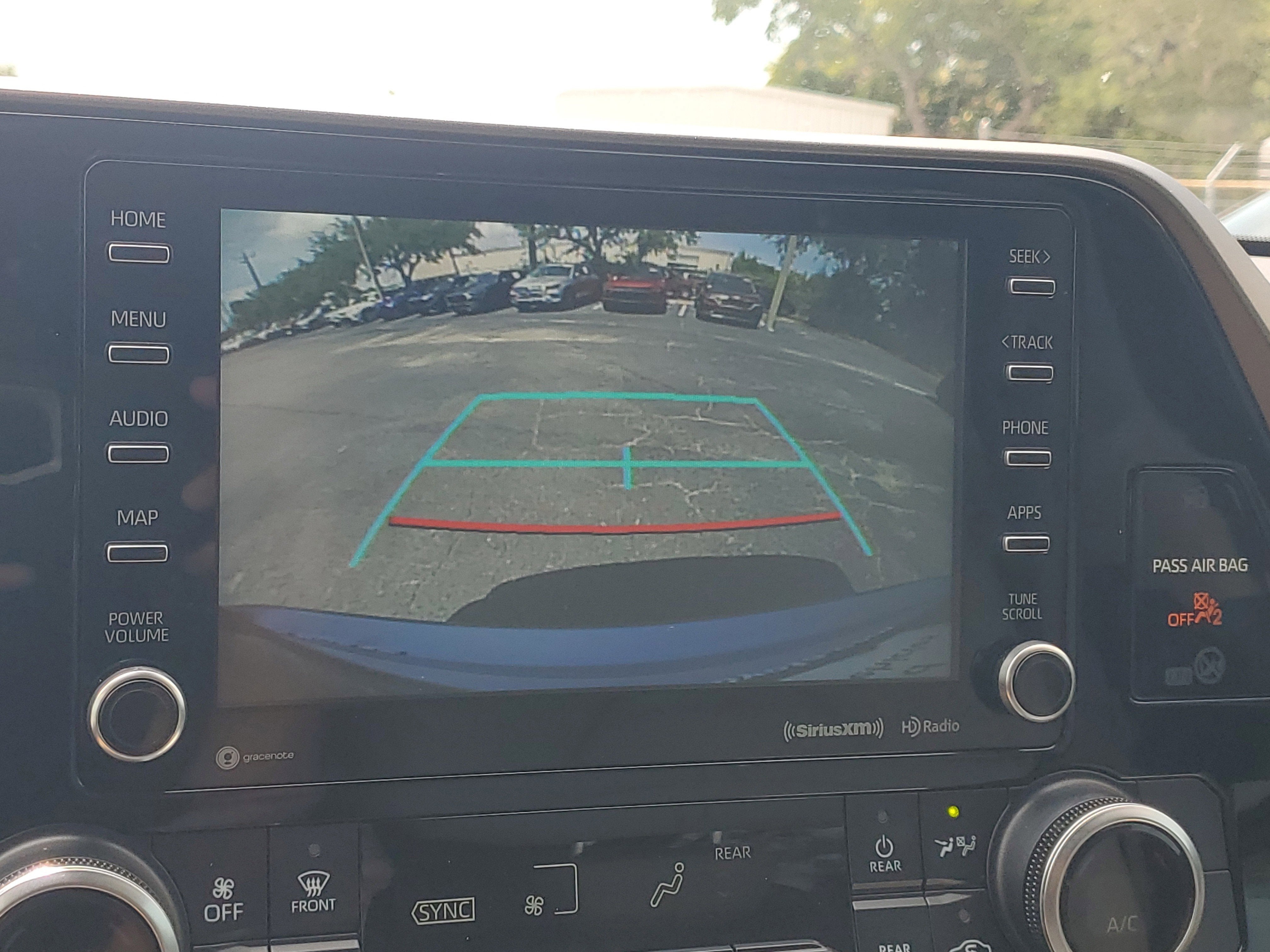 2021 Toyota Highlander L