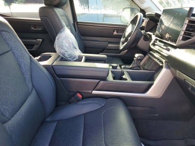 2022 Toyota Tundra 4WD SR5