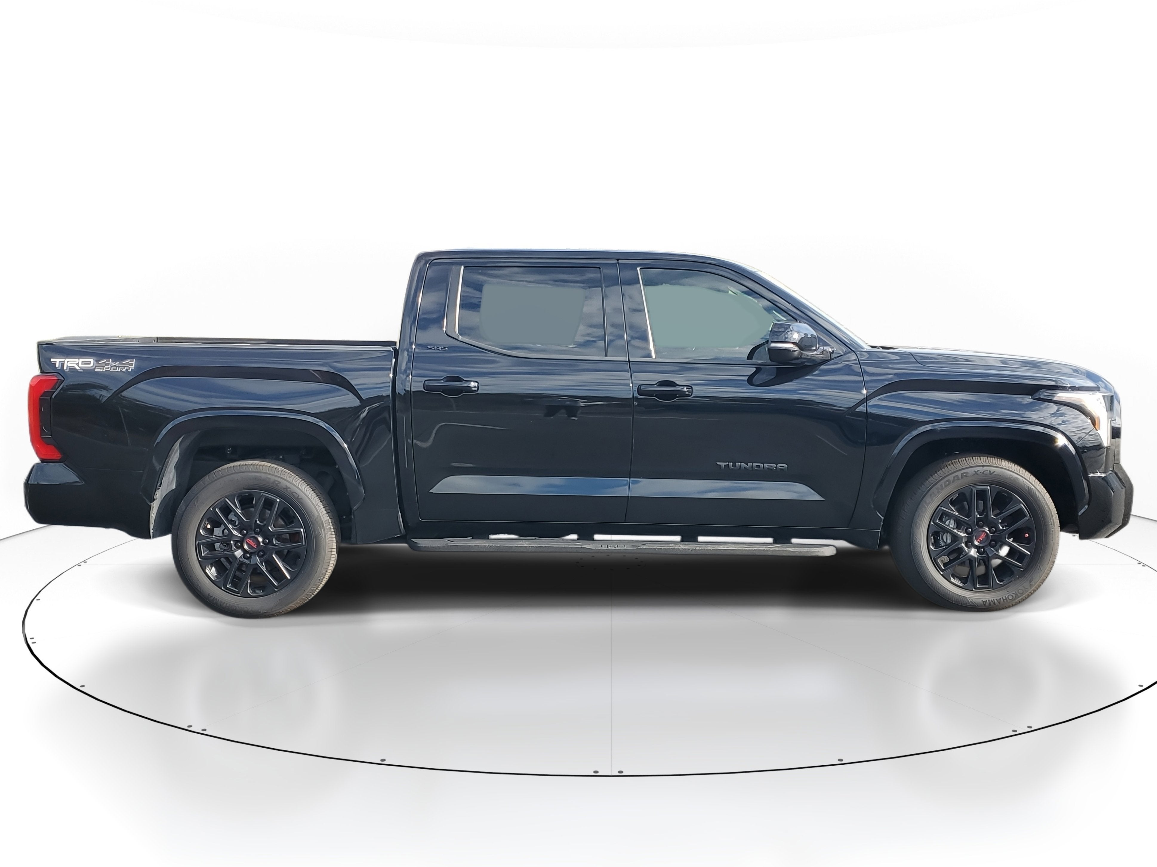 2022 Toyota Tundra 4WD SR5