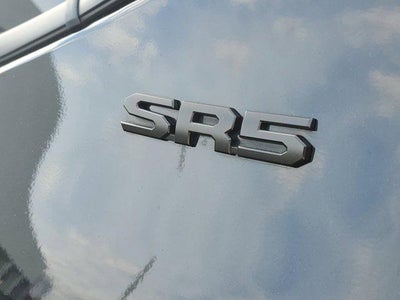 2022 Toyota Tundra 4WD SR5