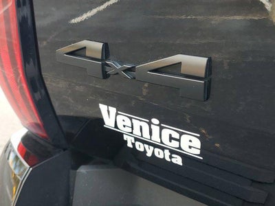 2022 Toyota Tundra 4WD SR5