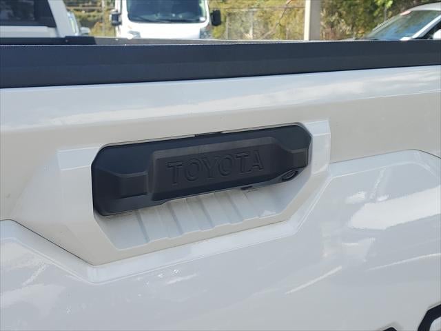 2022 Toyota Tundra 4WD SR5