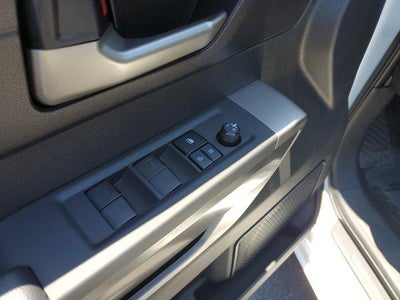 2022 Toyota Tundra 4WD SR5