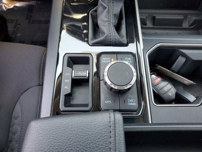 2022 Toyota Tundra 4WD SR5