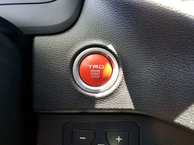 2022 Toyota Tundra 4WD SR5