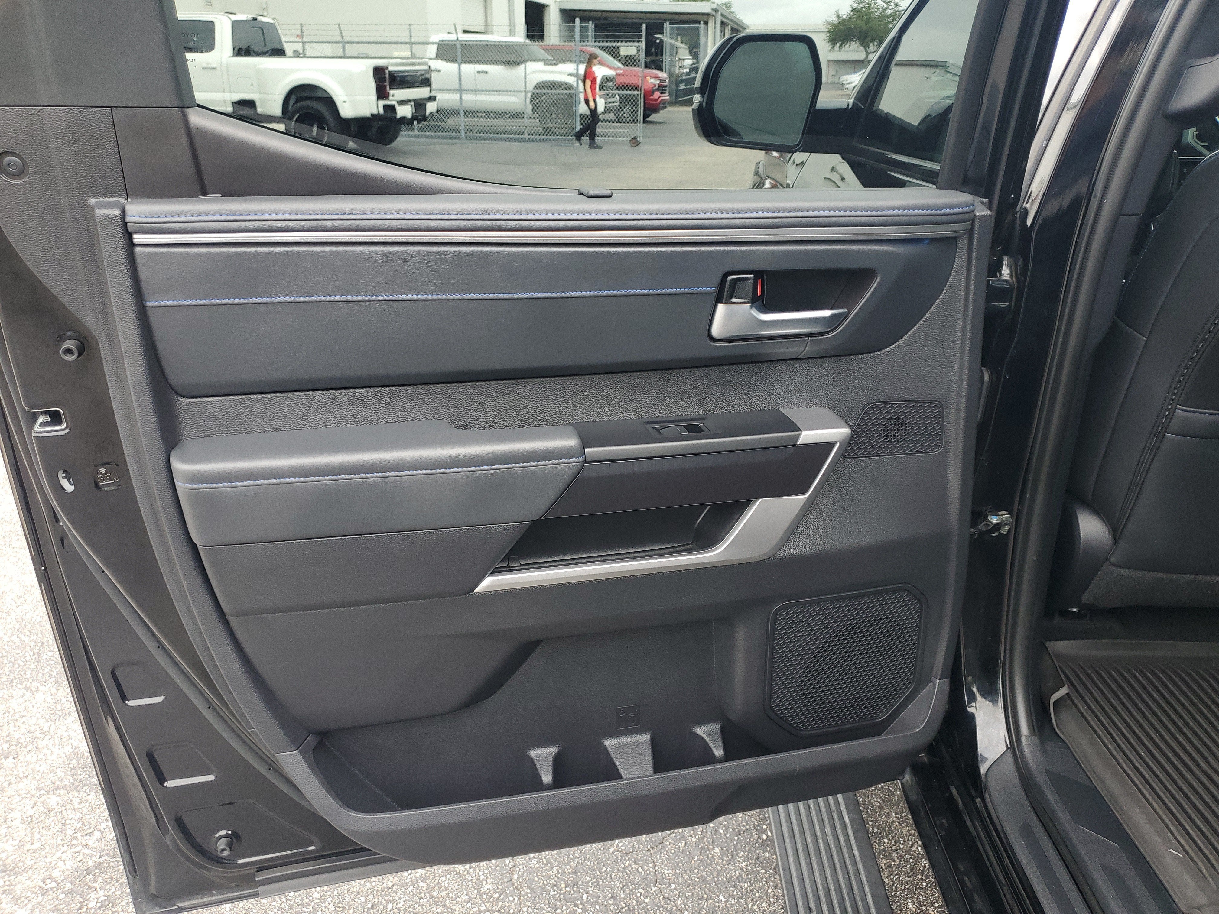 2023 Toyota Tundra 4WD Platinum