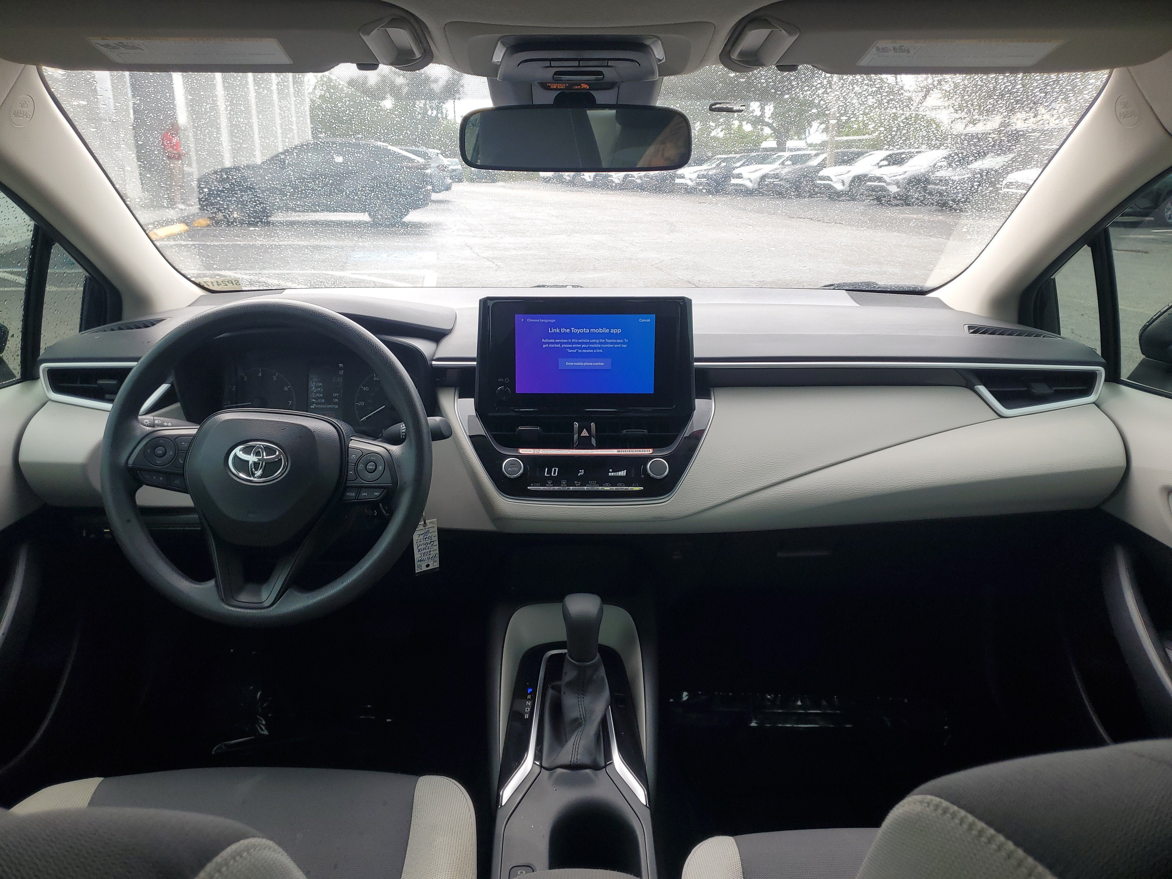 2025 Toyota Corolla LE