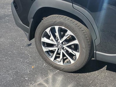 2024 Toyota Corolla Cross XLE