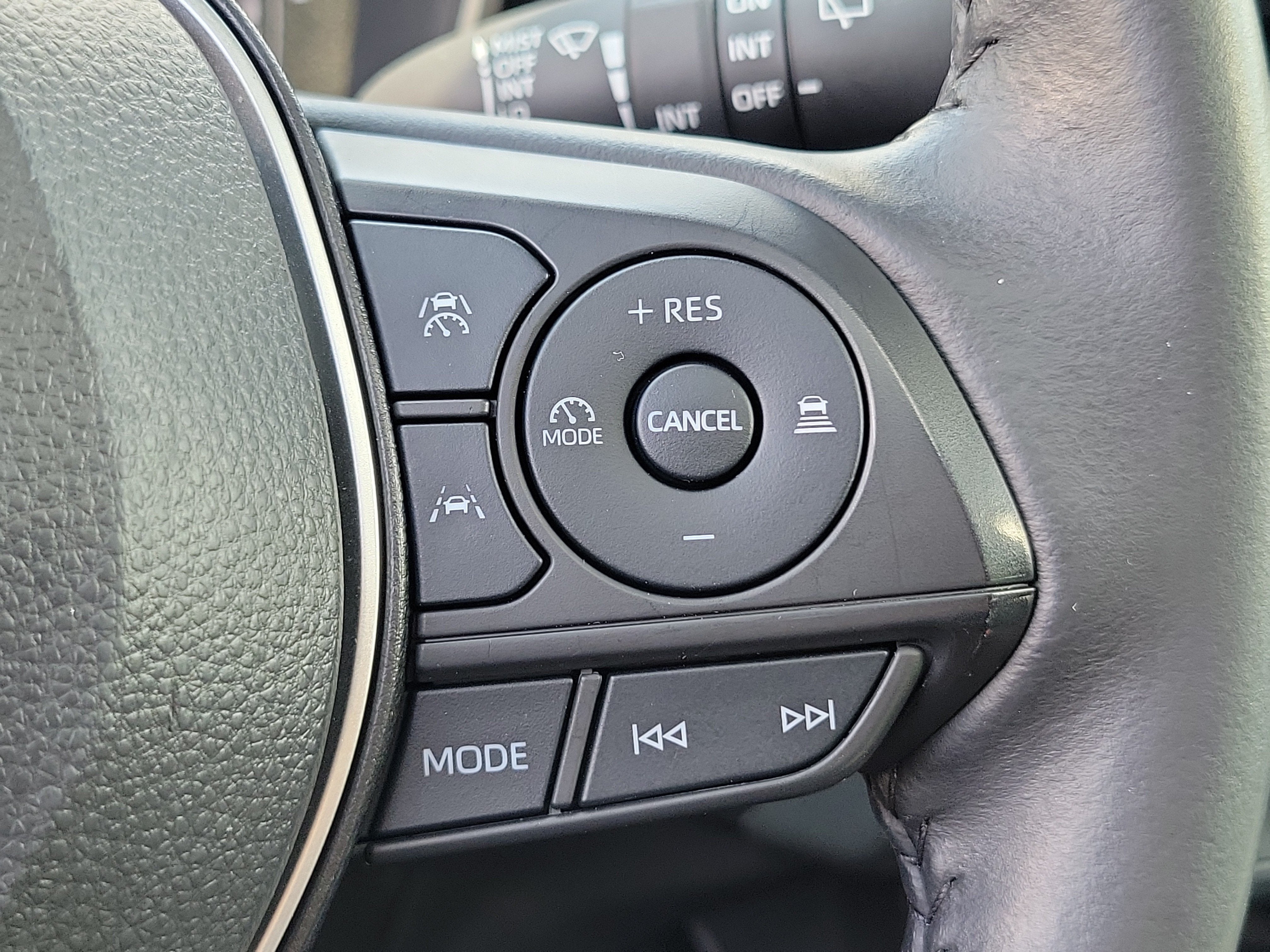 2024 Toyota Corolla Cross Hybrid XSE