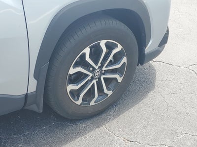 2024 Toyota Corolla Cross Hybrid SE